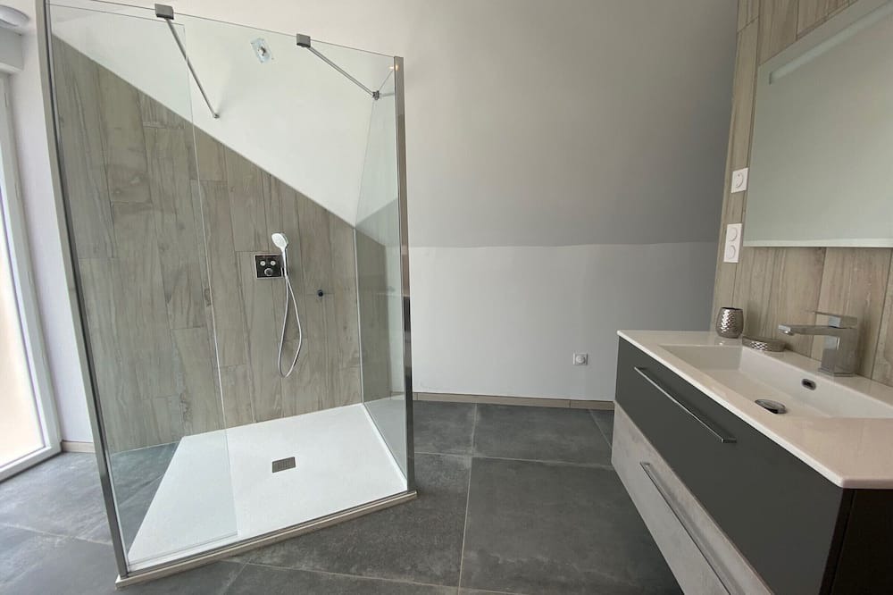 Photo of Bathroom in Mouret
