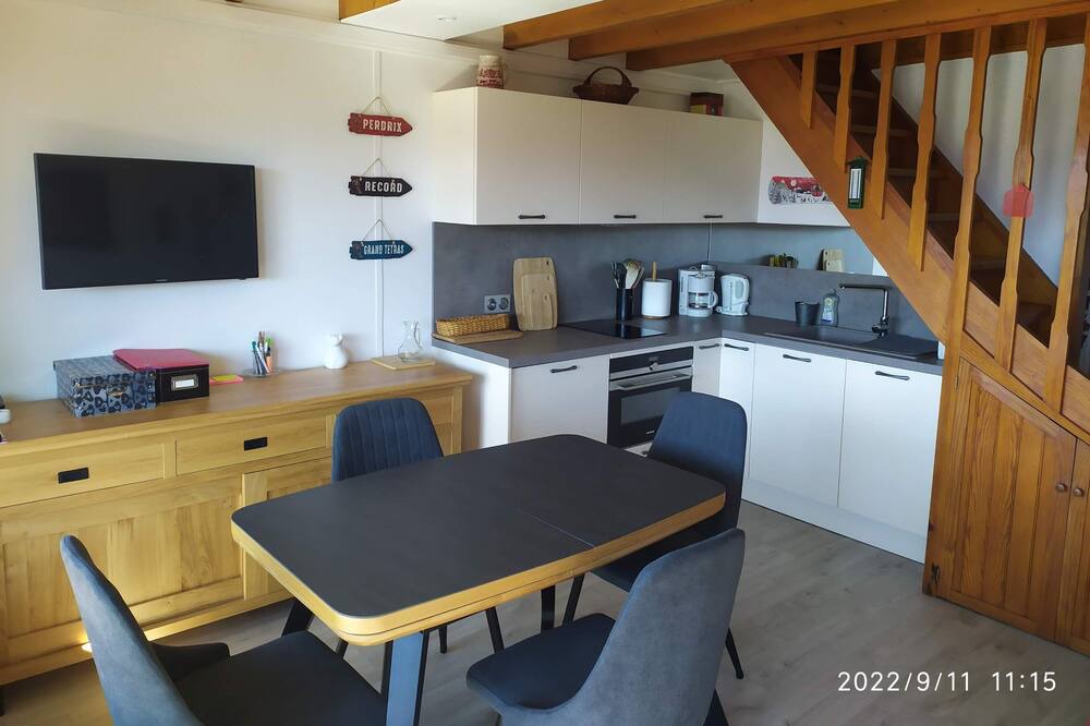 Photo of Kitchen in Pyrenees 2000