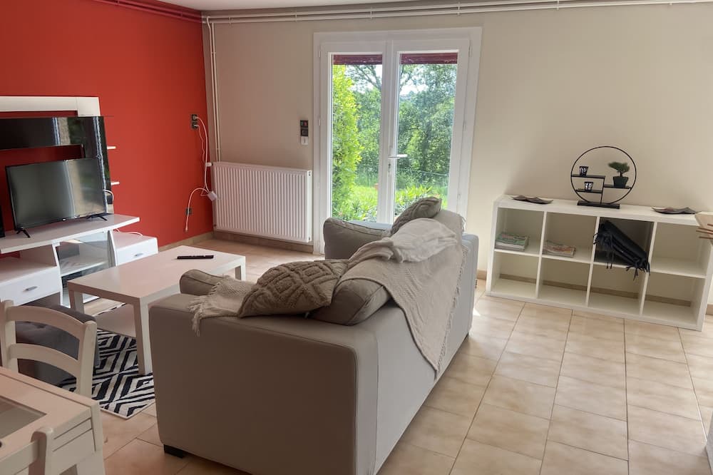 Photo of Livingroom in Fauch
