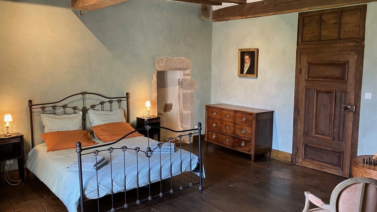 Photo of Others in Fromental