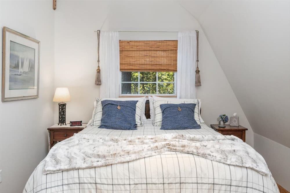 Photo of Bedroom in Allen