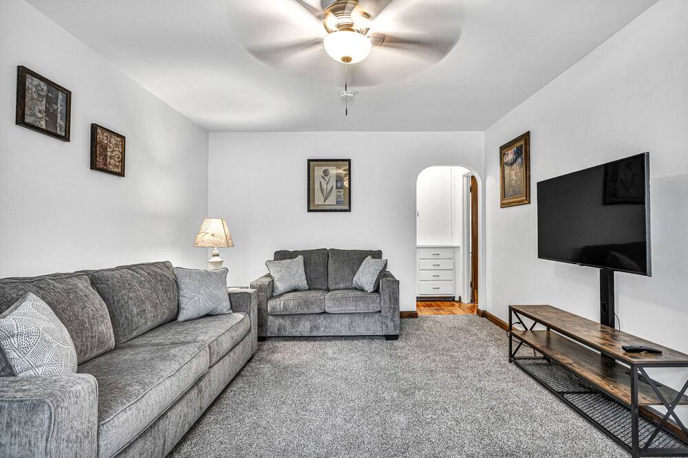 Photo of Livingroom in Cedarburg