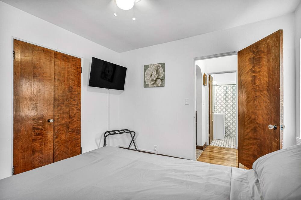 Photo of Bedroom in Cedarburg