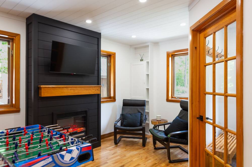 Photo of Bedroom in Lac Sainte-Marie