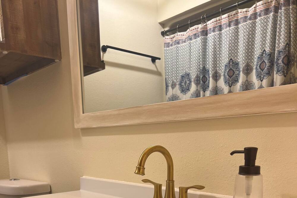 Photo of Bathroom in Cody