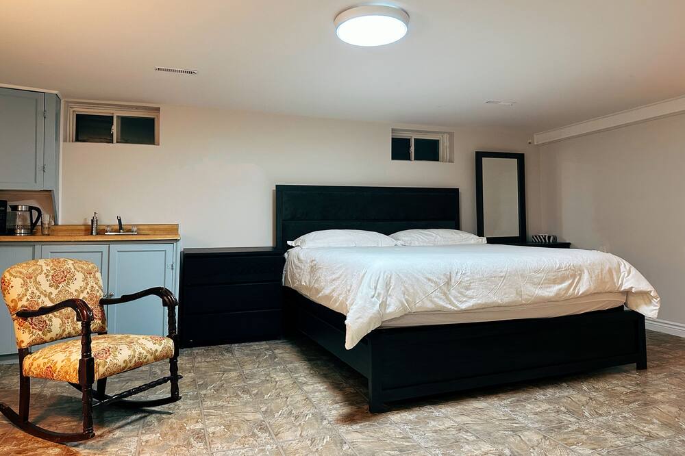Photo of Bedroom in Newmarket