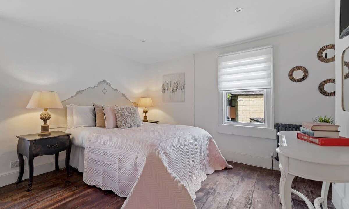 Photo of Others in Batheaston