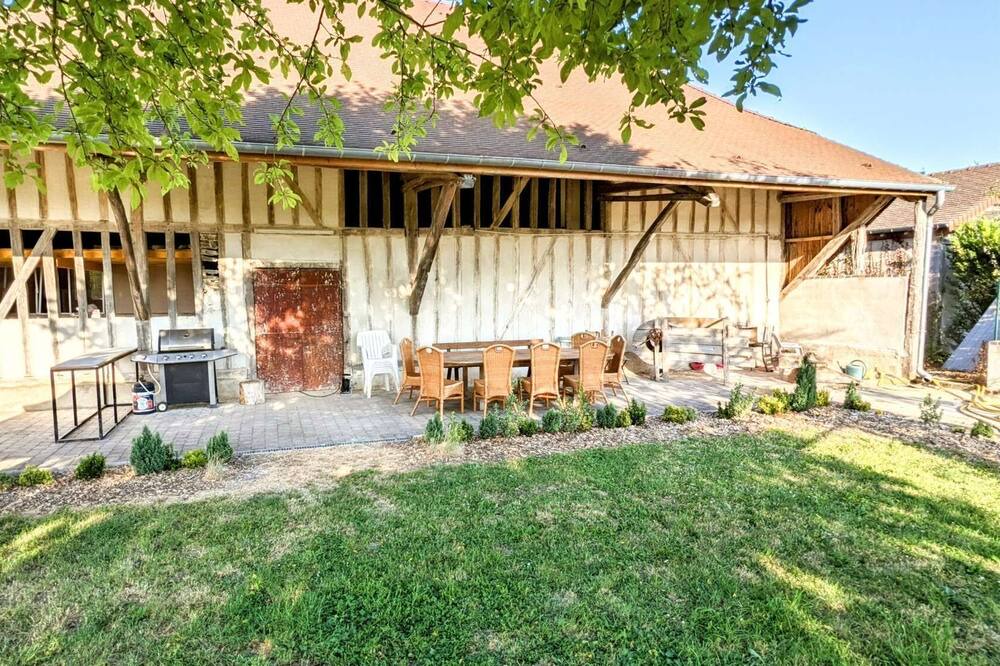 Photo of Outdoor in Bucheres