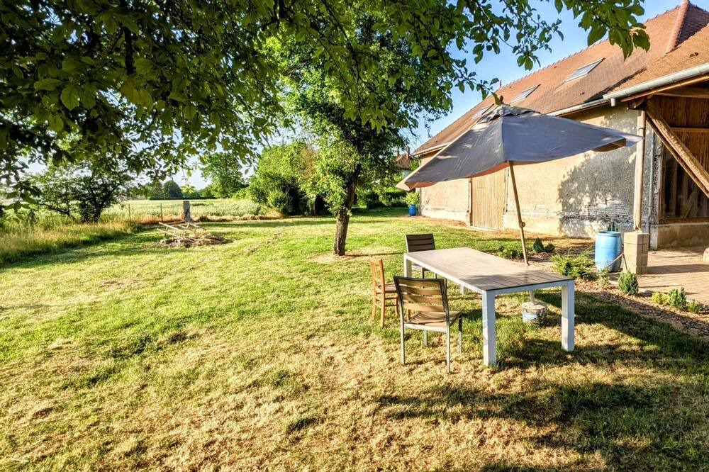 Photo of Outdoor in Bucheres