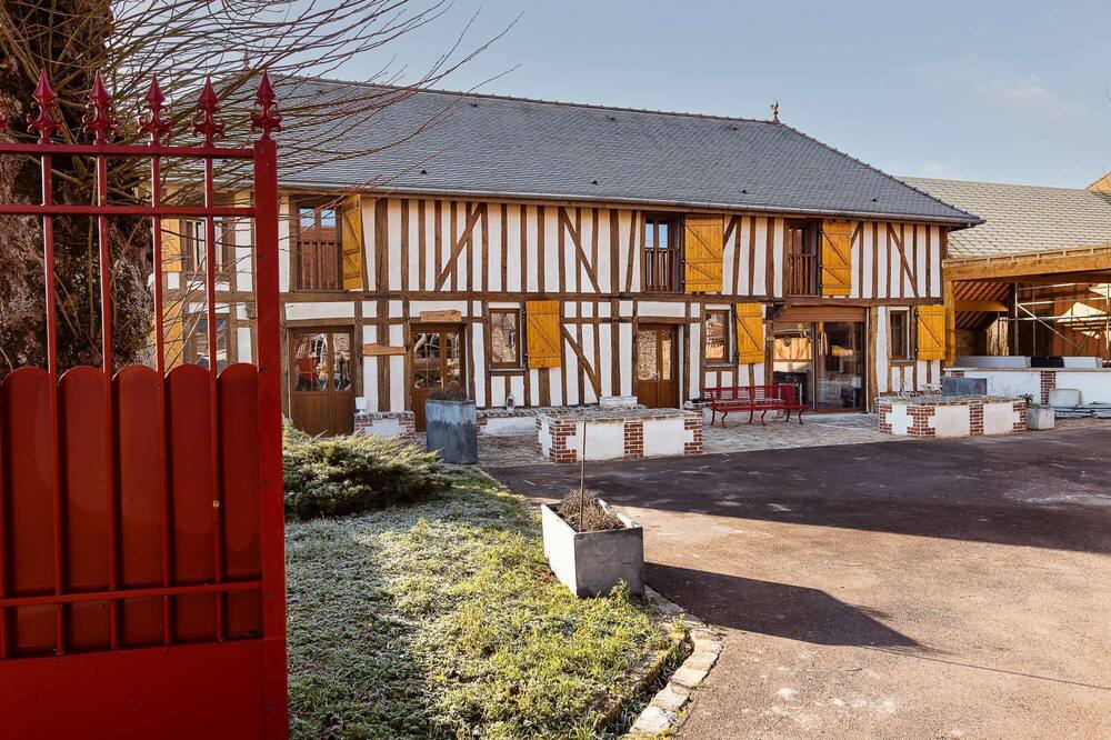 Photo of Outdoor in Bucheres