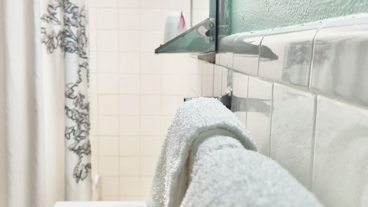 Photo of Bathroom in Bowling Green