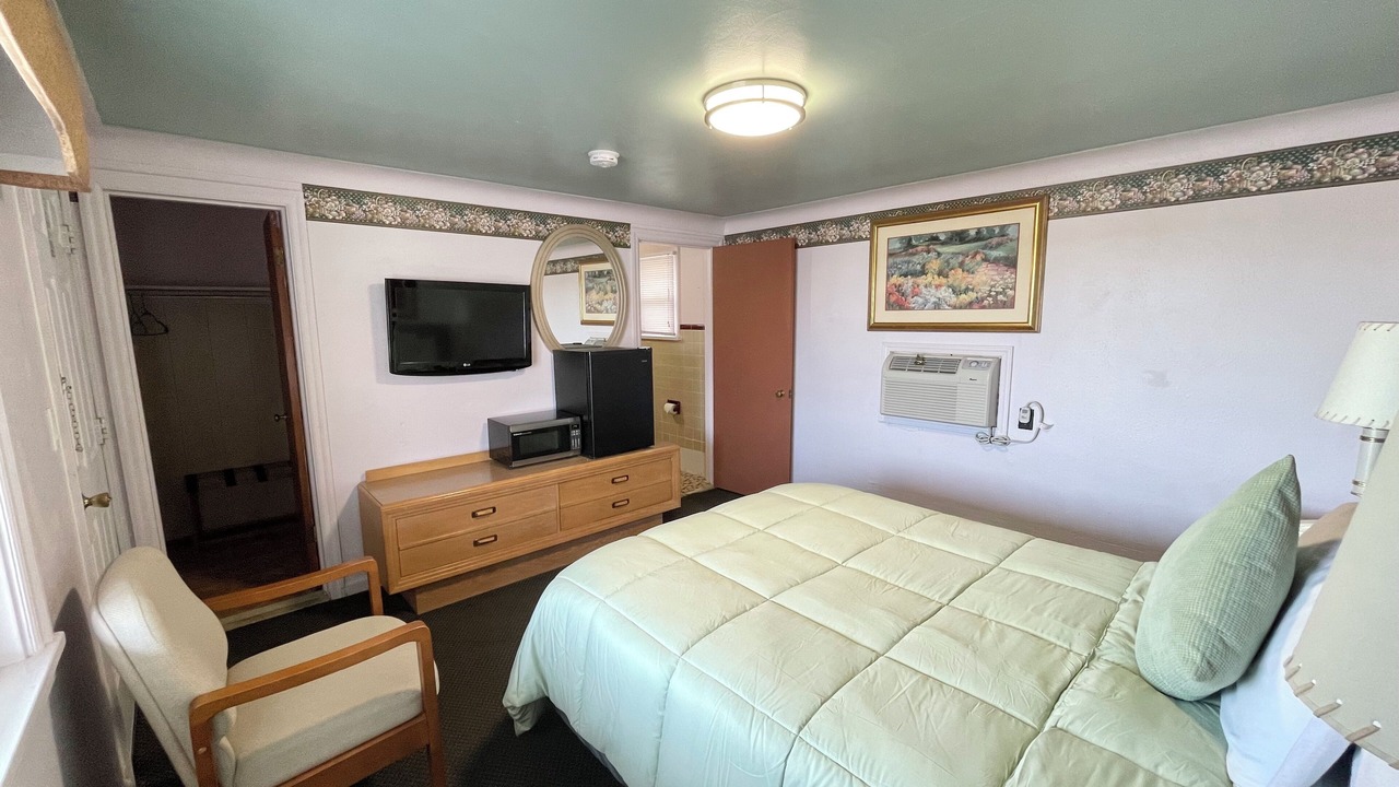 Photo of Bedroom in Bowling Green
