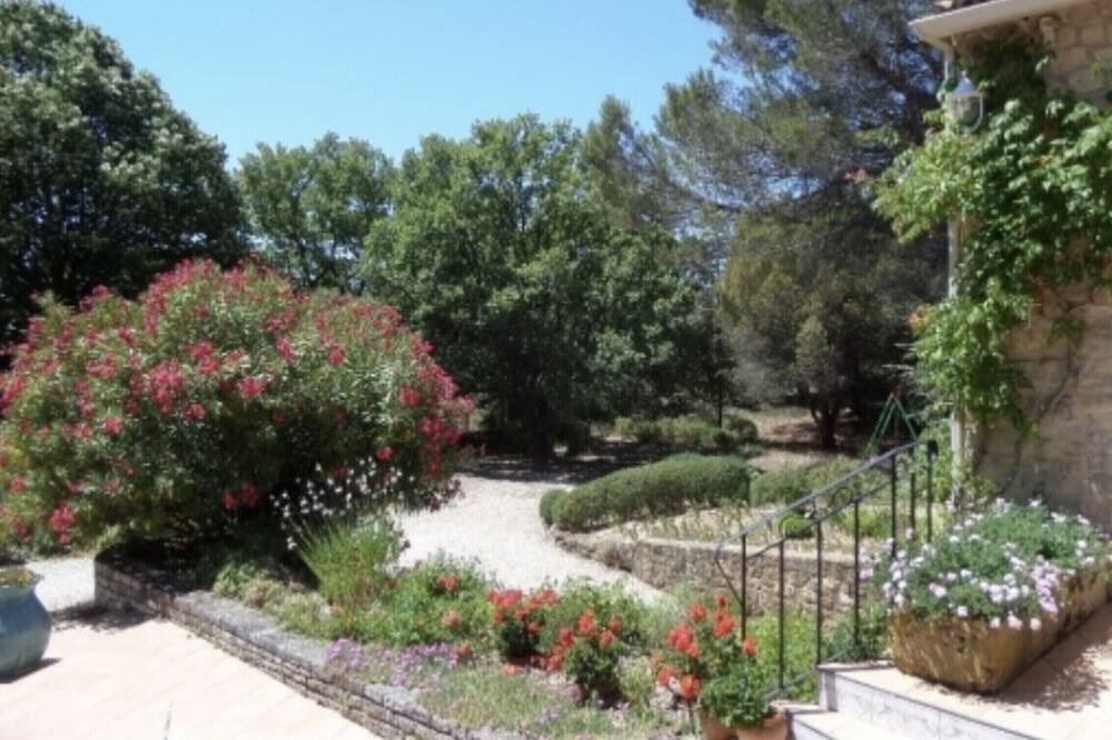 Photo of Outdoor in Puyvert