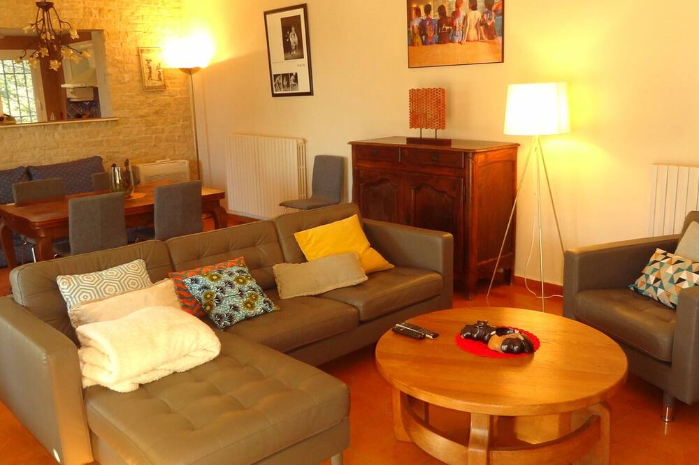 Photo of Livingroom in Puyvert