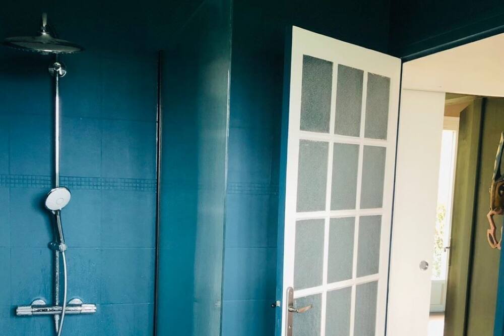 Photo of Bathroom in Arvert