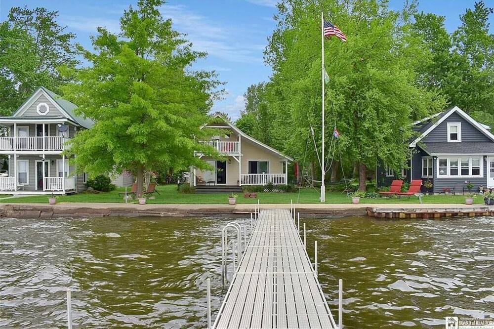 Photo of Outdoor in Jamestown