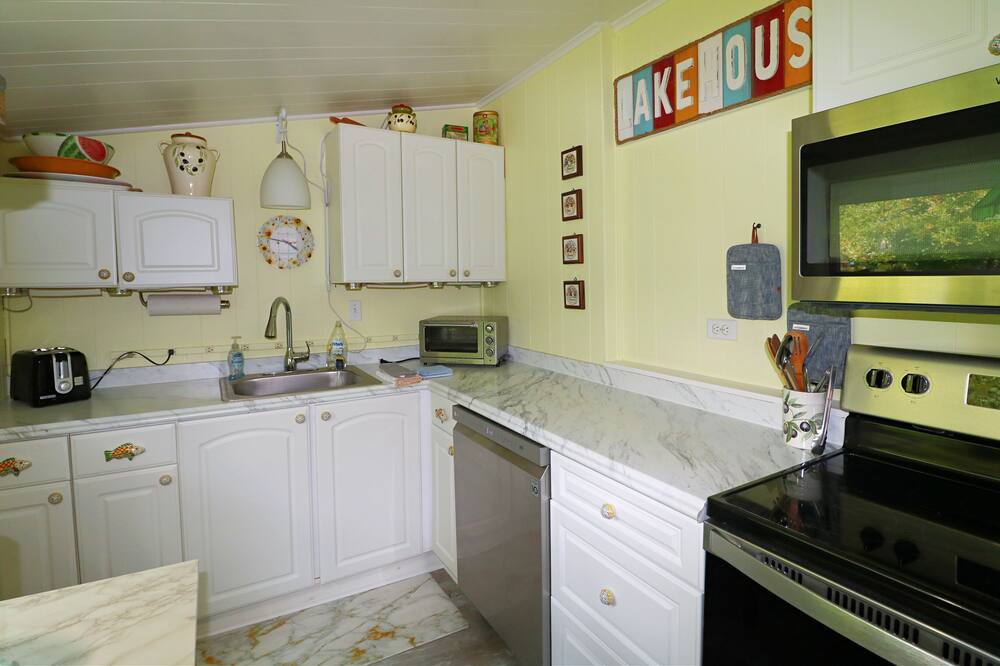 Photo of Kitchen in Jamestown