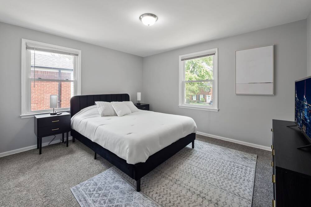 Photo of Bedroom in Grosse Pointe