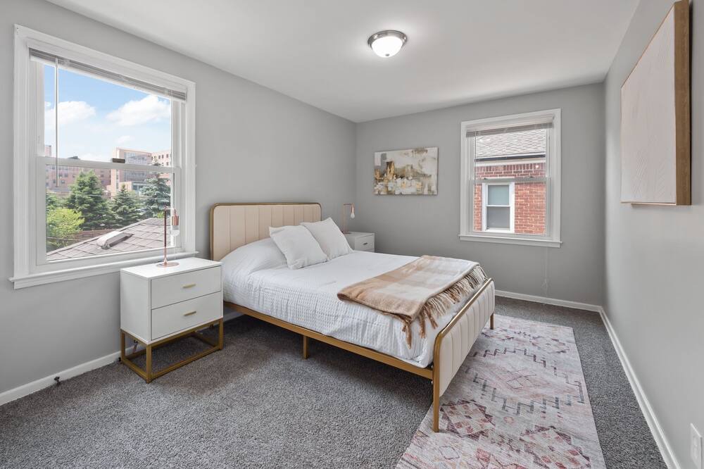 Photo of Bedroom in Grosse Pointe
