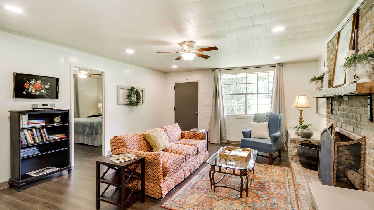Photo of Livingroom in McComb