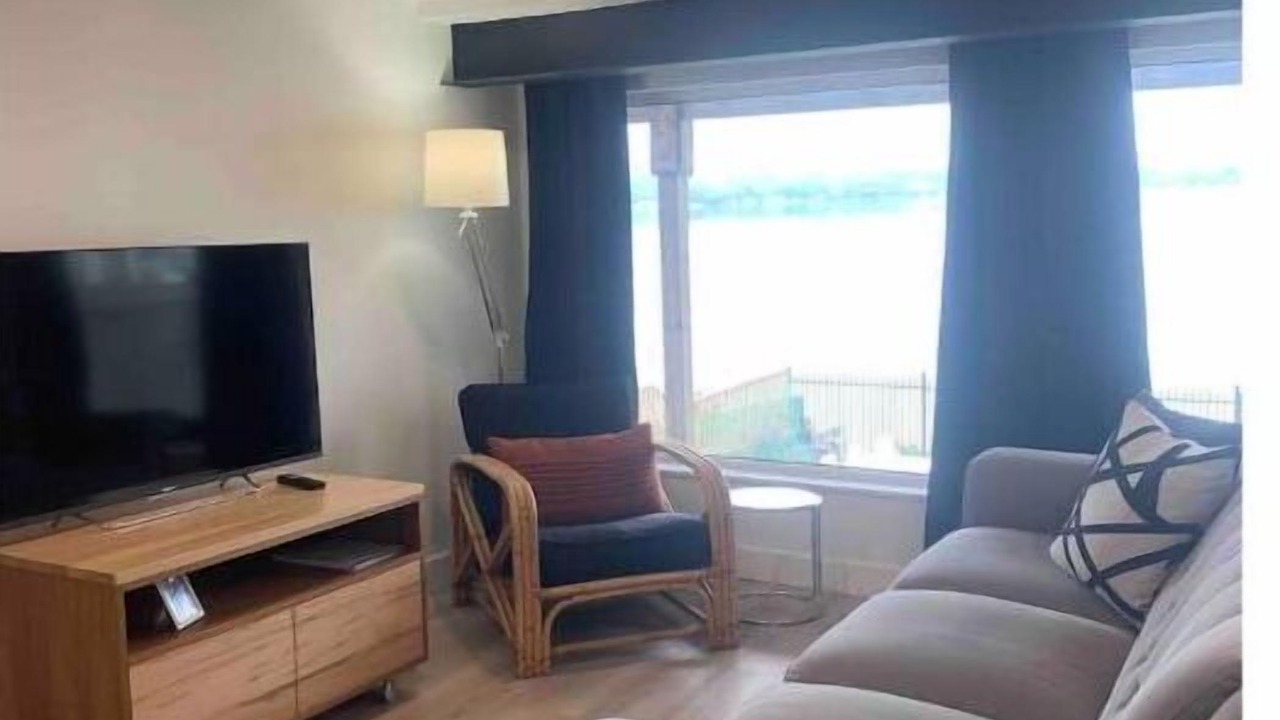 Photo of Livingroom in Scugog