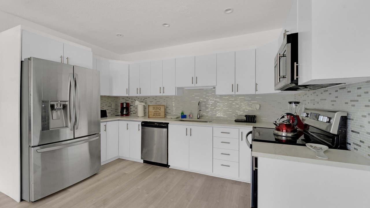 Photo of Kitchen in North Central Hollywood