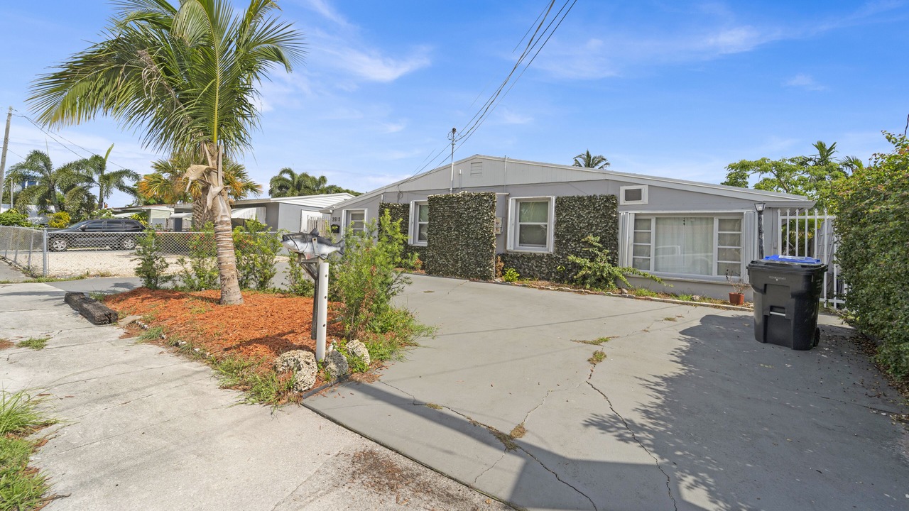 Photo of Outdoor in North Central Hollywood