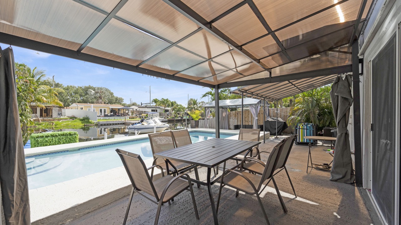 Photo of Outdoor in North Central Hollywood