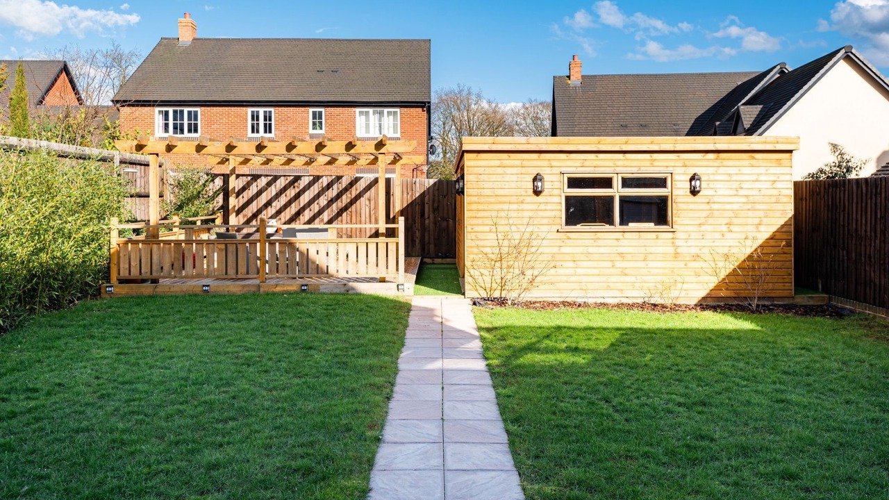 Photo of Outdoor in Uttoxeter