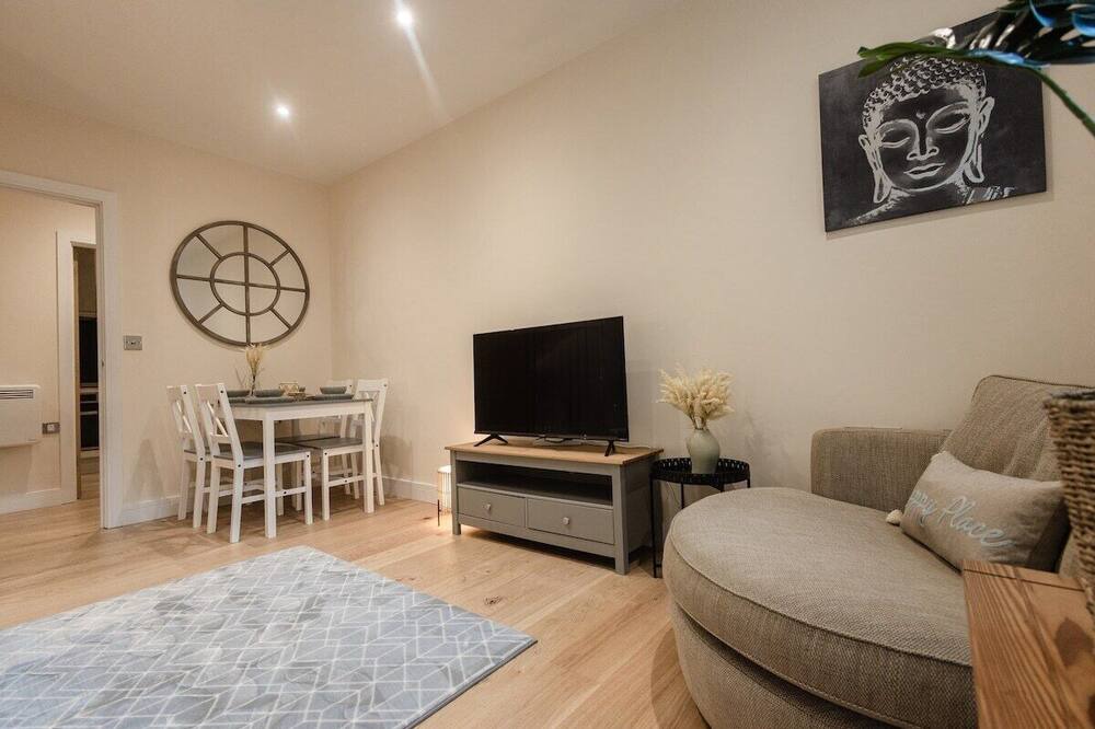 Photo of Livingroom in Southampton City Centre