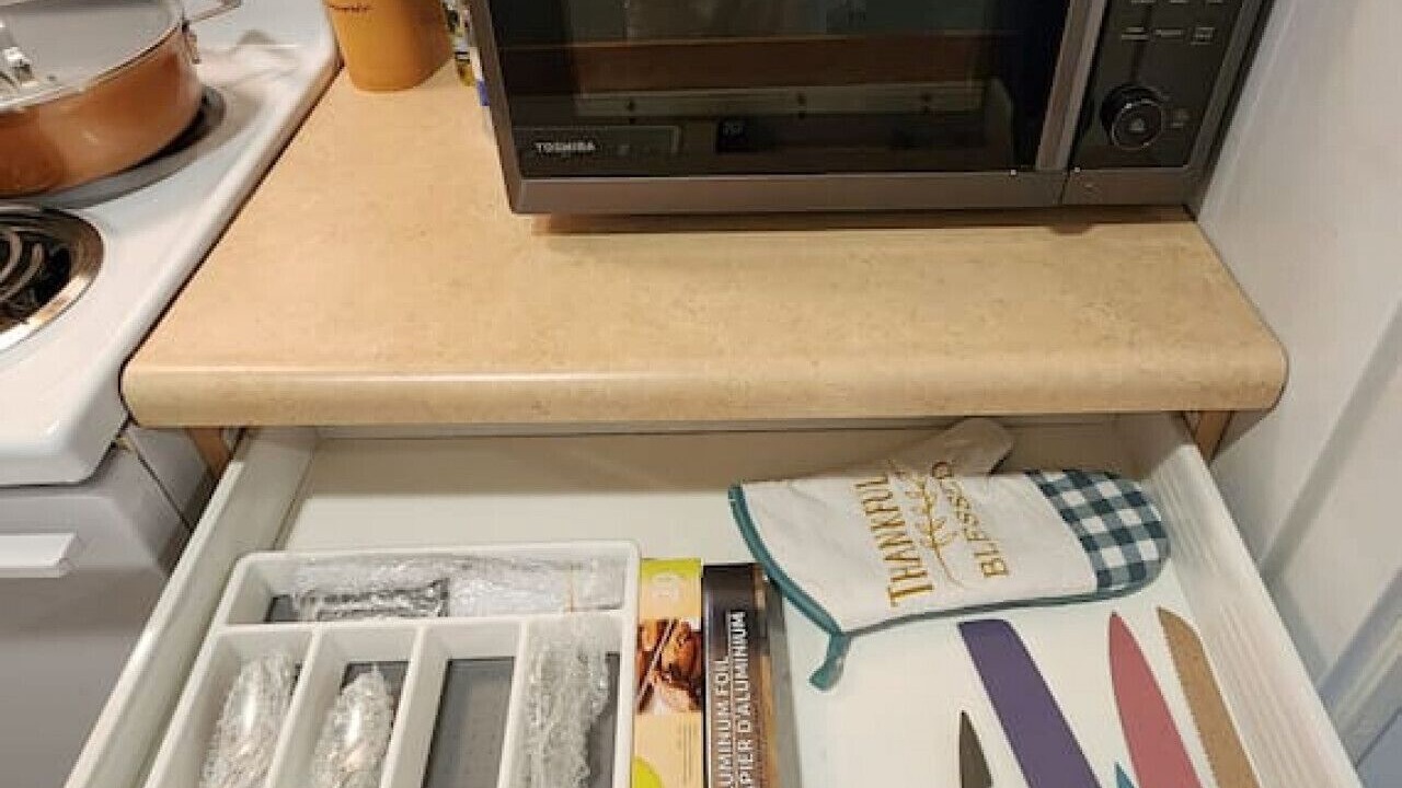 Photo of Kitchen in Indian Orchard