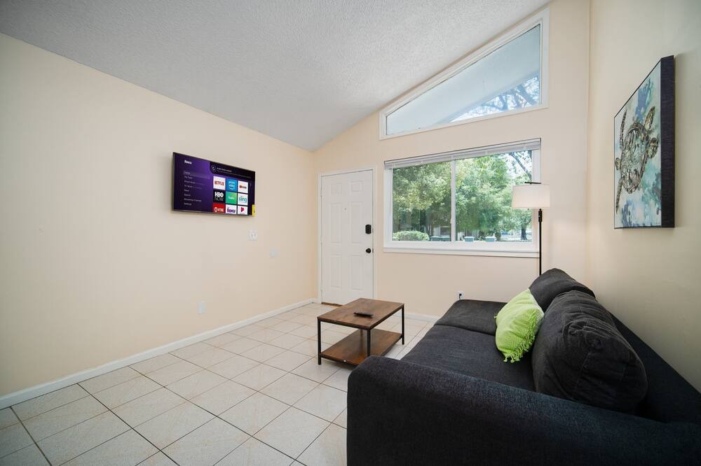 Photo of Livingroom in Southpoint