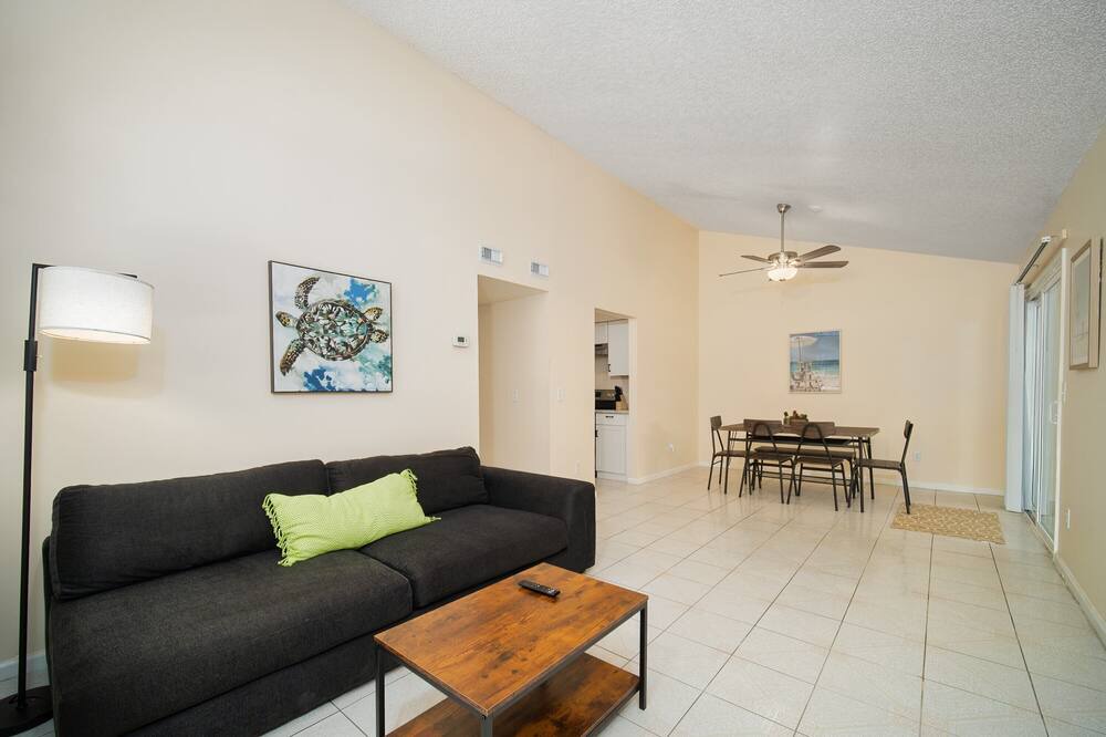 Photo of Livingroom in Southpoint