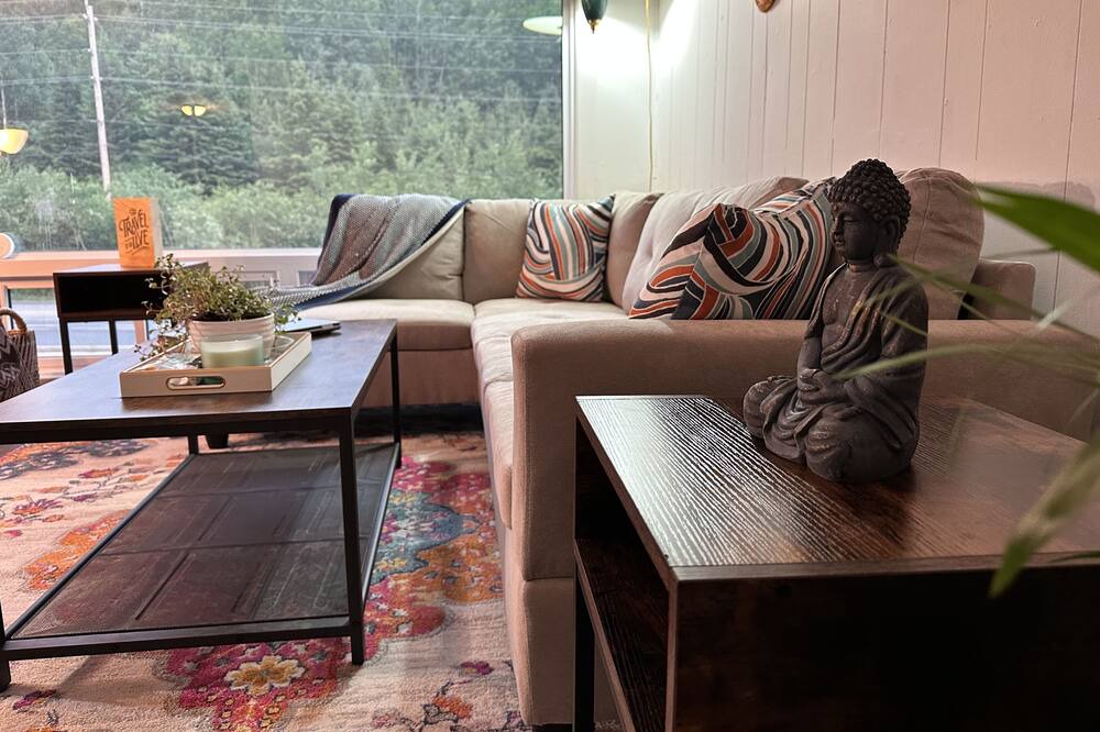 Photo of Livingroom in Bancroft