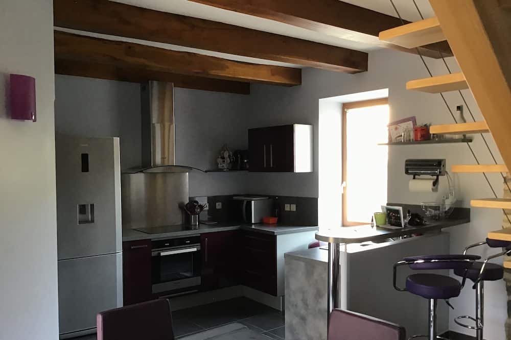 Photo of Kitchen in Saint-Jean-d'Alcapies