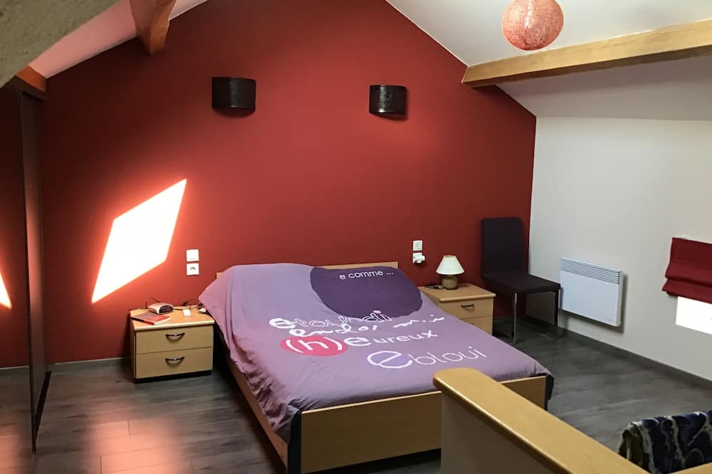 Photo of Bedroom in Saint-Jean-d'Alcapies