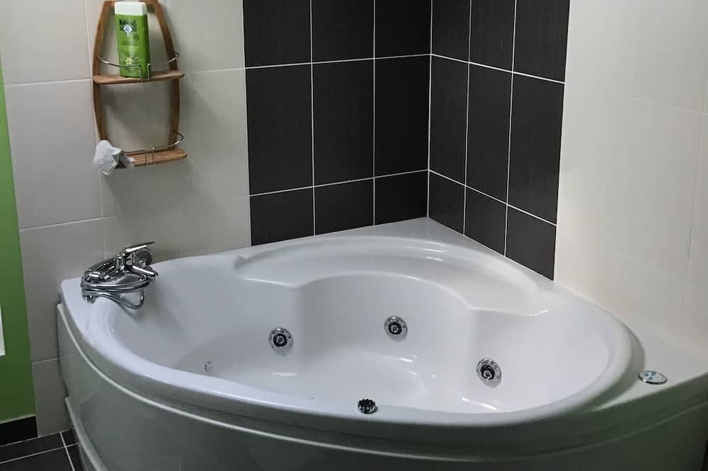 Photo of Bathroom in Saint-Jean-d'Alcapies