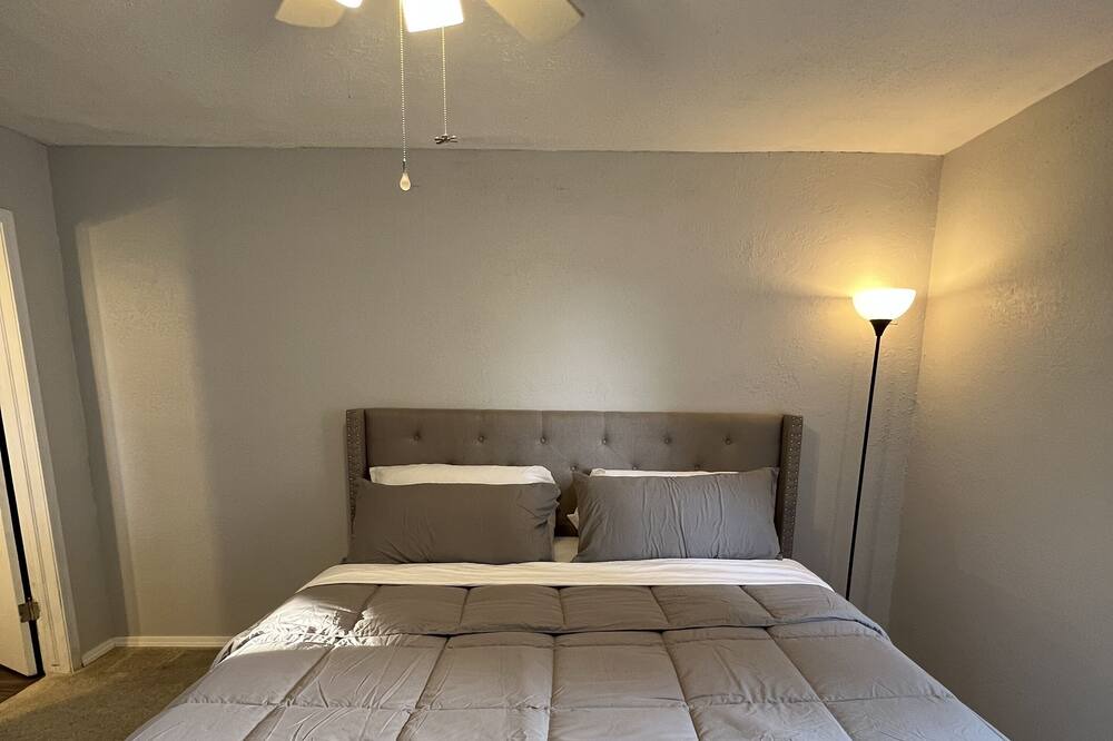 Photo of Bedroom in Harper County