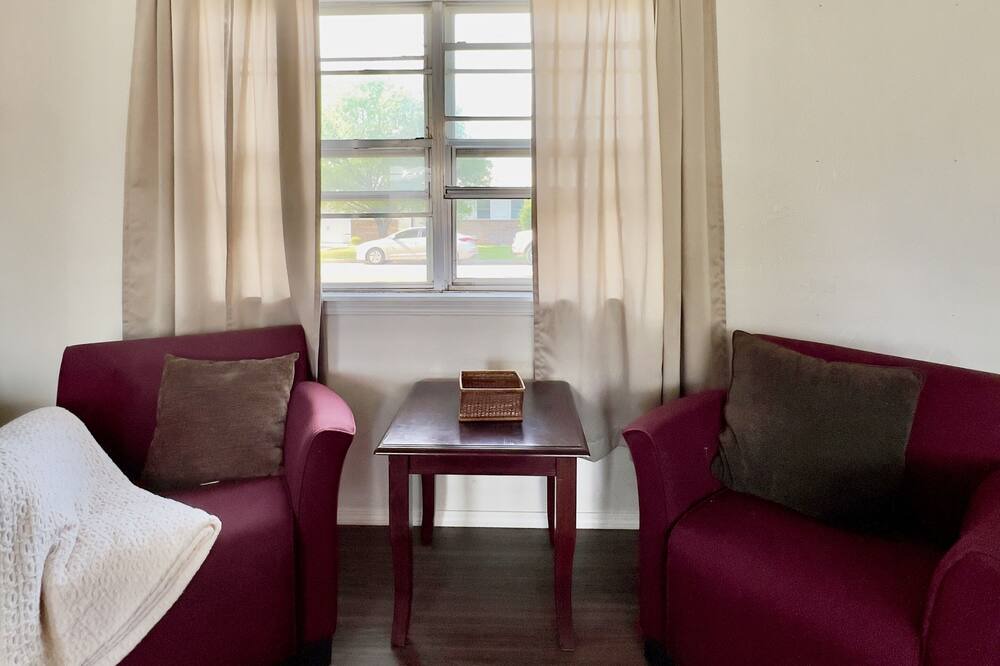 Photo of Livingroom in Harper County