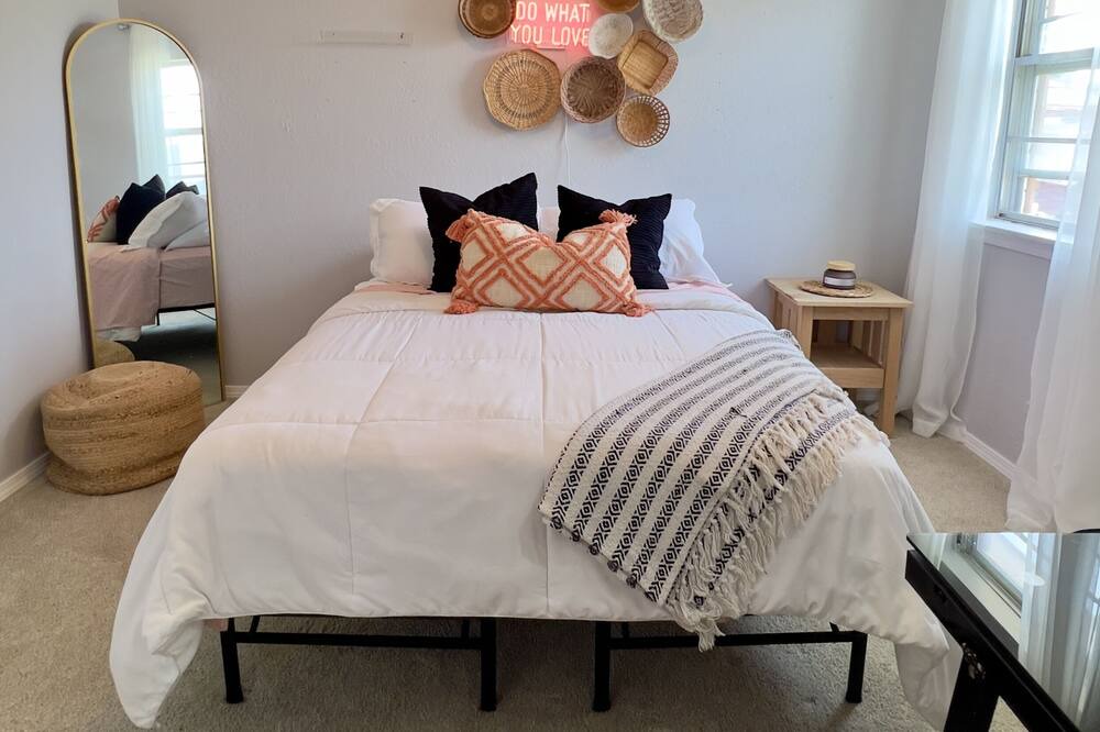 Photo of Bedroom in Harper County