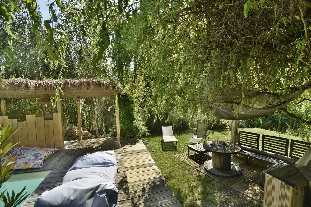 Photo of Outdoor in Lignan-de-Bordeaux