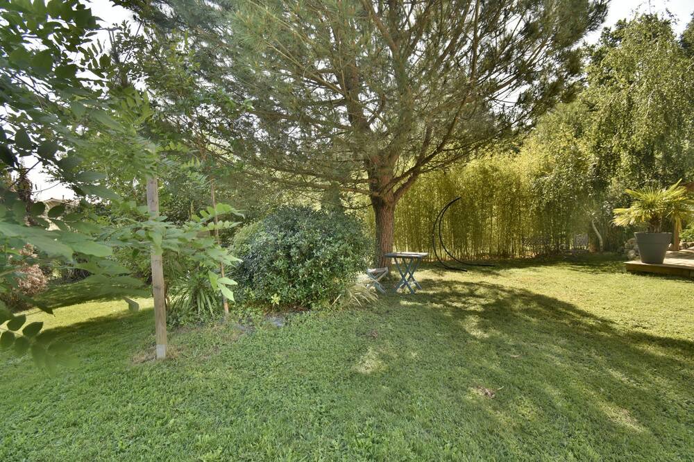 Photo of Outdoor in Lignan-de-Bordeaux