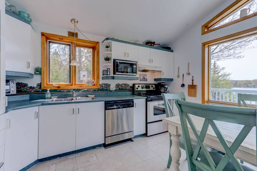 Photo of Kitchen in Lac-Louisa