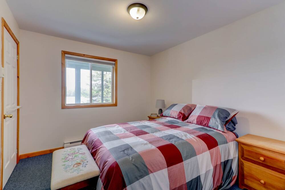 Photo of Bedroom in Lac-Louisa