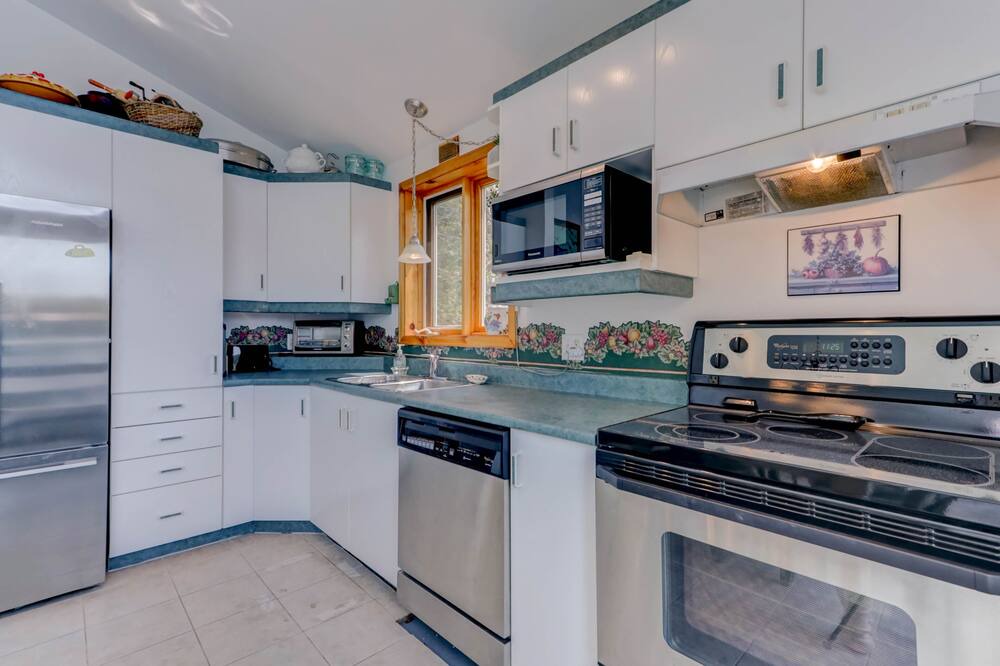 Photo of Kitchen in Lac-Louisa