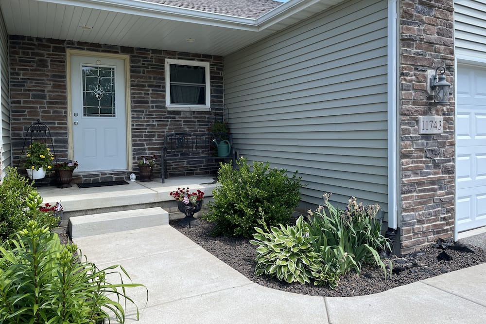 Photo of Outdoor in Tefft