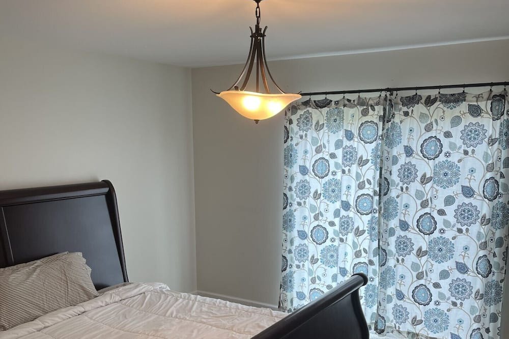 Photo of Bedroom in Tefft
