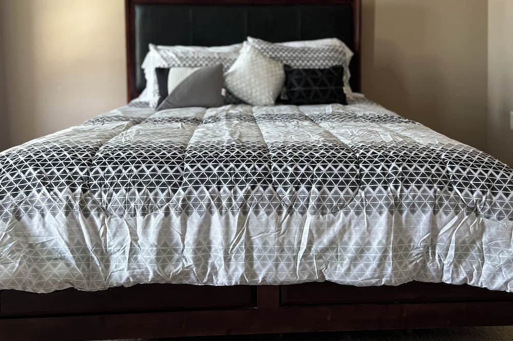 Photo of Bedroom in Parker Ford