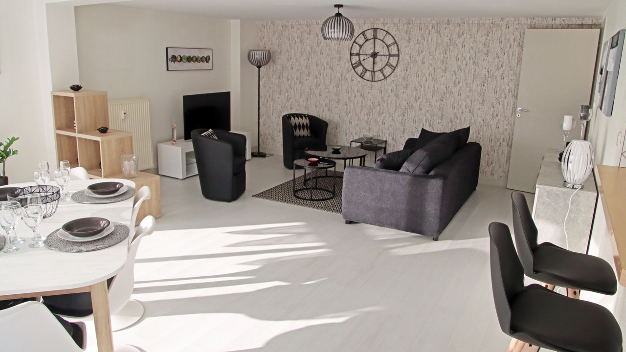 Photo of Others in Epernay