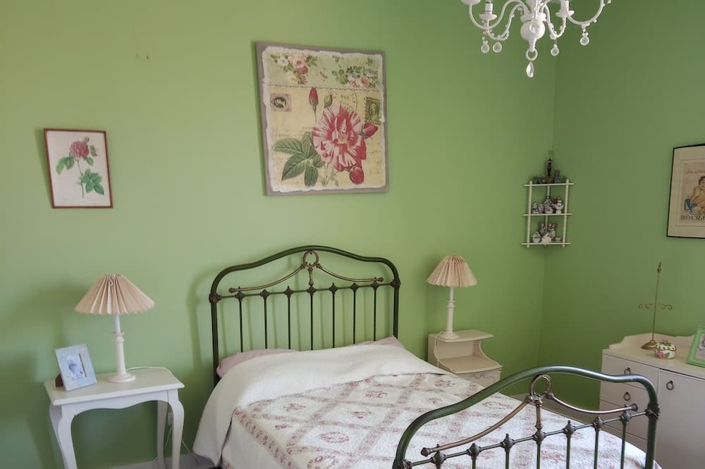 Photo of Bedroom in Val de Gatine